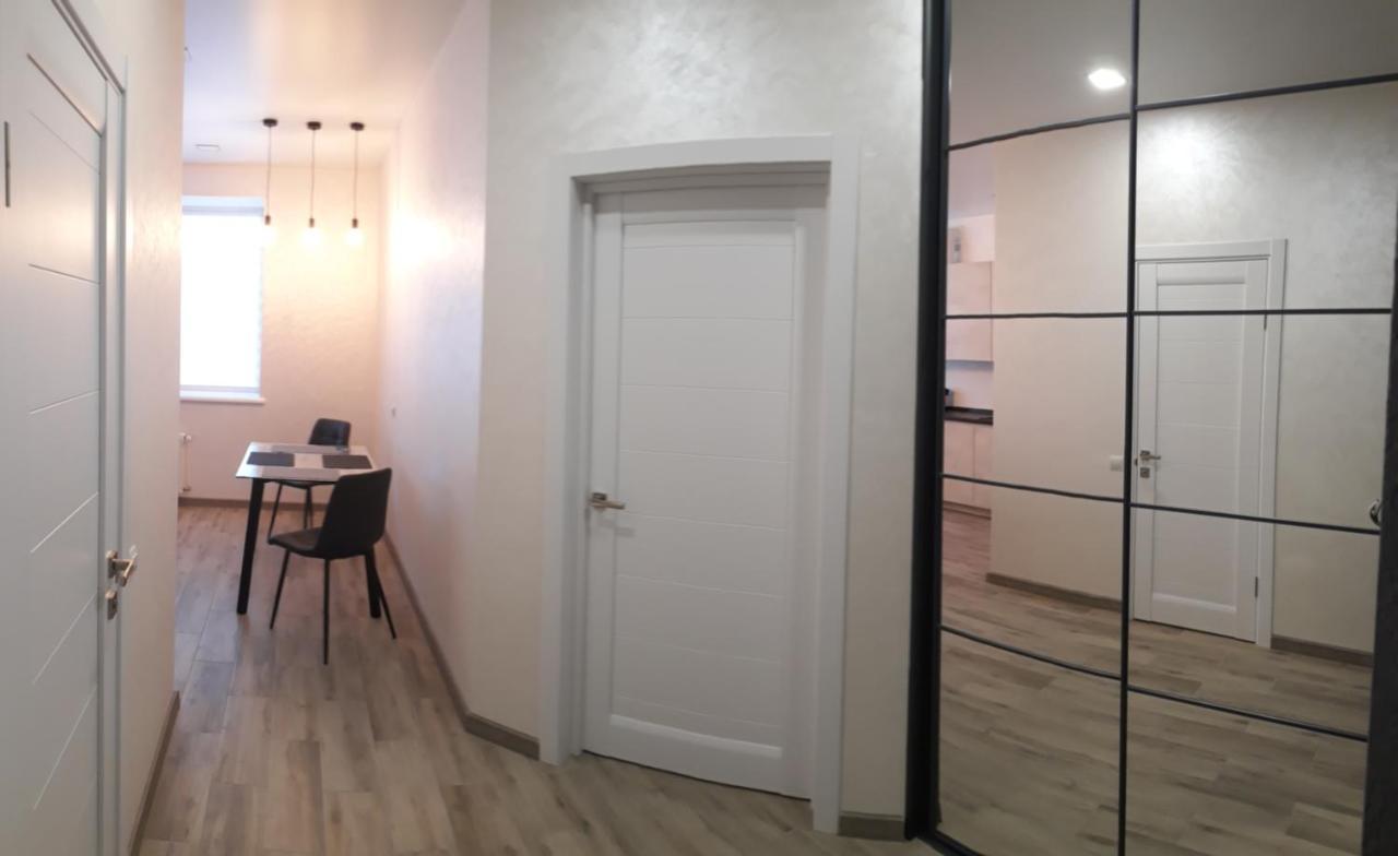 Чудова Квартира В Центрі Міста 리우네 외부 사진