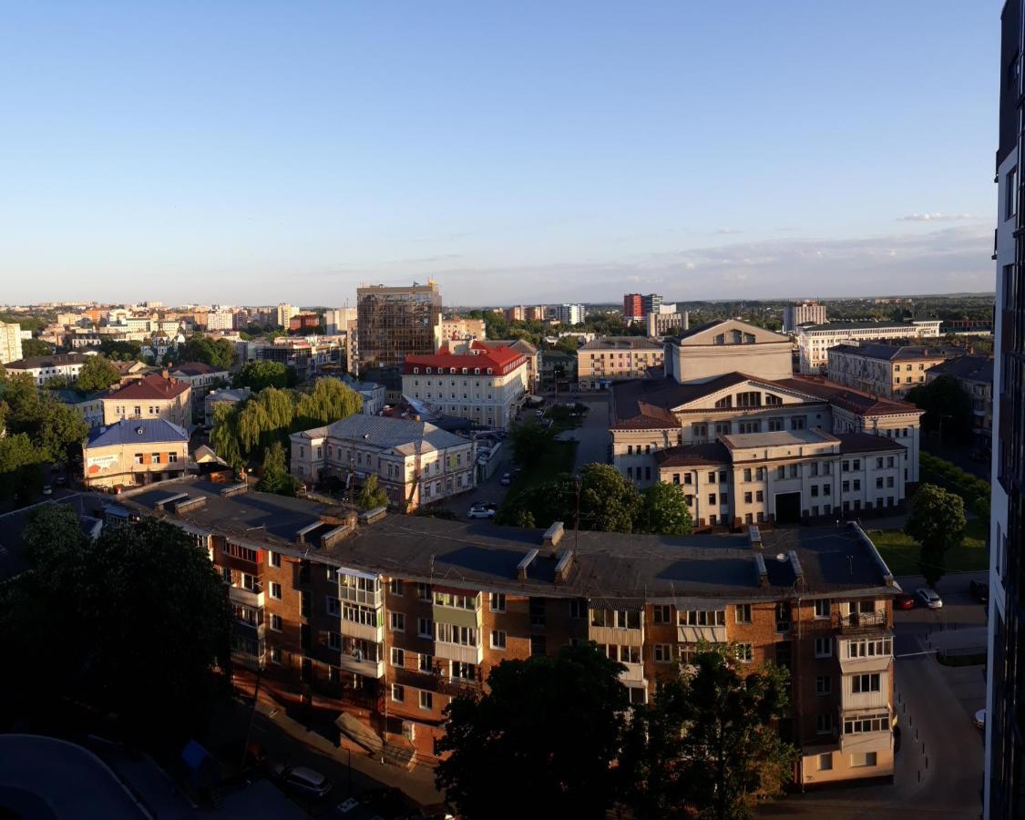 리우네 Чудова Квартира В Центрі Міста 아파트 외부 사진